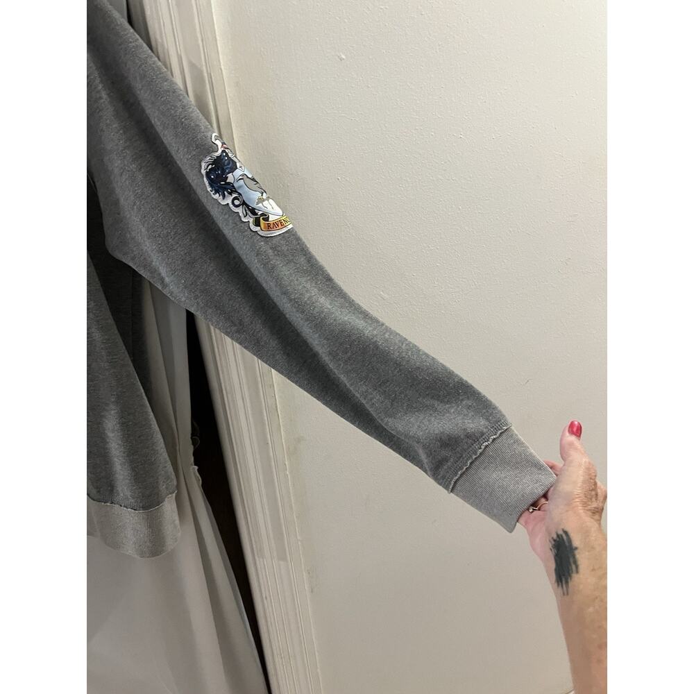 Universal Studios Gray Harry Potter Ravenclaw Sweatshirt Sz L - Picture 3 of 8